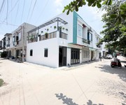 Cần bán gấp  nhà ở ngay gần chợ mỹ hạnh nam, huyện đức hòa, long an.