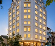 Linhhk bán khách sạn 68 phòng, 320m , 12 tầng, lô góc mt gần 30m