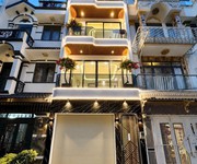 Nhà kiến trúc sư thiết kế, cạnh phú mỹ hưng, chỉ hơn 9 tỷ
