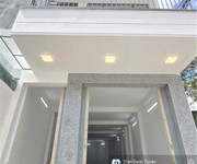 Bán siêu phẩm nhà đẹp căn góc vòng xoay đầu tư kinh doanh