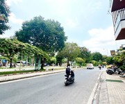 Nhà to nhà bé miễn đẹp là được2p qua tân phú,2 tầng,2pn,tặng nội thất. giá nhỉnh 5 tỷ