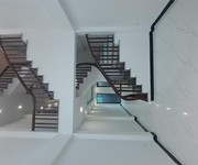 Bán nhà vĩnh trung, 43m  x 5 tầng, ô tô vào nhà, giá 5 tỷ.