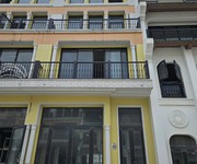 Bán Căn Liền Kề Gần Trung Tâm Sa Pa   127m    5 Tầng   Mặt Tiền 5m