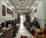 L2670   lô góc 2 mặt thoáng sát chợ bà điểm - chỉ 10.x tỷ