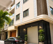 Bán nhà phố ngọc khánh, ô tô tránh, kinh doanh, 80m, ngoài 30 tỷ