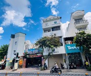 Quận 3: bán nhà 4 tầng mặt tiền nguyễn đình chiểu, p.bàn cờ- dt 131m2 ngang lớn 5,6m 28m- sẵn dòng