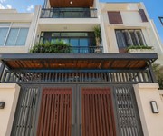 Ngay vách nhật tảo - lý thường kiệt quận 10 - 4 tầng btct kiên cố - cách mặt tiền 10 căn