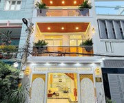 Nhà rộng mênh mông, hẻm xe hơi cạnh phú mỹ hưng, 4 tầng, 9.99 tỷ