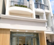 Tọa lạc ngã 4 âu cơ quận 11 - hxh cách 3 căn mặt tiền - ngang 4.3m - 4 tầng mới đẹp - 47m