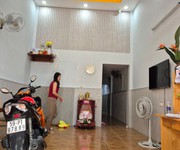Bán nhà riêng tại 14 đô đốc chân, 5,6 tỷ, 70m2, bán gấp