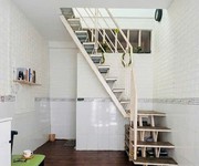 Bán nhà trường sơn, quận 10, 3 tầng, 3 x 4.5 m, giá 2.7 tỷ