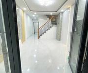 Nhà 2 tầng nở hậu hẻm 125 nguyễn thị tần p.chánh hưng  p1q8 . giá 4,68 tỷ bớt lộc