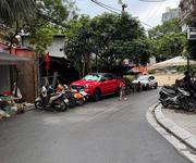 Chính chủ gửi bán nhà phố đội cấn   ba đình lô góc 2 mặt thoáng, ô tô đỗ cửa, mt 7.6m, 10.8 tỷ