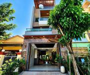 Giảm 1 tỷ căn nhà cạnh phú mỹ hưng, có thang máy, 5x18m, full nội thất