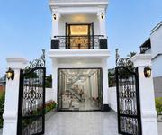 Nhà SHR DT:80 m2 đưa trước chỉ 600 triệu