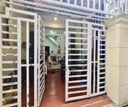 Bán nhà gần hẻm xe hơi   cầu rạch ông   p.1 quận 8   65m    nhỉnh 6 tỷ- lh 0784968131