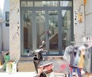 Nhà mới 3 tầng nở hậu 6.5m ngay chợ ba đình p10q8. giá: 5.38 tỷ