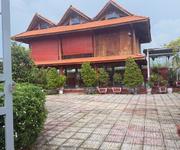 Nhà đẹp giá tốt chính chủ cần bán nhanh căn nhà gỗ xã mỹ lộc, huyện cần giuộc, long an.