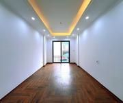 8.3 tỷ - x 6 tầng - 40m ra mặt phố thái thịnh - nhà mới chỉ việc về ở - sổ đỏ 32m2 - trung tâm đống