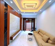 8,2 tỷ x 6 tầng xây mới phố thái thịnh sổ đỏ 31m2 trung tâm đống đa  gần hồ hoàng cầu vành đai chợ