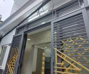 Nhà mới 3 tầng nở hậu 6m cách mặt tiền nguyễn duy 30m p10q8. giá 5.48 tỷ