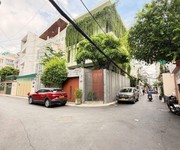 4 Bán nhà gần sân bay - giáp phú nhuận - 40m2,  4 phòng ngủ - 7.85 tỷ