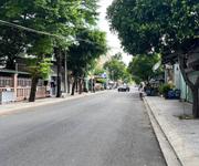 Bán đất Mt 10m, gần xã Bà Điểm, 300m2, SHR, giá 14,8 tỷ