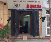 Chính chủ cho thuê tầng 1 làm văn phòng 50m2 Yên Hòa, Cầu Giấy, Đỗ ô tô trước cửa, 7 triệu/tháng Chính chủ cho thuê tầng 1 làm văn phòng 50m2 Yên Hòa, Cầu Giấy, Đỗ ô tô trước cửa, 7 triệu/tháng