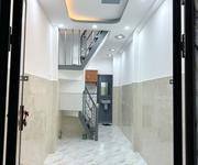 Nhà mới 1 lầu ngay cầu nguyễn văn cừ p.chánh hưng