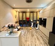 Bán nhà phố trần hưng đạo, 40m2, 5 tầng, mặt tiền gần 4m, 19.8 tỉ, nhà đẹp ở luôn, ô tô tránh