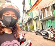 Bán nhà chỉ 3.7t- đ.bến vân đồn- trước nhà rộng 6m- đất full thổ cư- gần ngay cầu nguyễn văn cừ- và