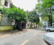 Bán nhà khu BT04 Thành Thái Cầu Giấy, 316m2 MT 15m 95 tỷ
