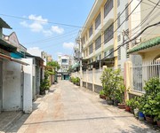T5886   nhà hẻm xe hơi 4.5m cạnh chợ xóm mới trương minh ký 7.x tỷ