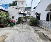 T5892  nhà nở hậu 4.6m cạnh chợ xóm mới thống nhất  giá 2.x tỷ