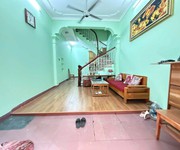 Bán nhà phố trần quốc toản, 35m2, 3 tầng, mặt tiền gần 4m, 17.5 tỉ, trung tâm, ngõ ô tô