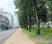 Chính chủ cần bán nhà 2 tầng - mặt tiền kinh doanh 40m view sông đ. võ văn kiệt, quận 5 - dt 4m 19m