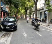 Phố Tôn Thất Thiệp 135M2 Mặt Tiền 7.2M 95 Tỷ Vỉa Hè Ô TÔ 2 Mặt Trước Sau