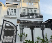 Chính chủ cần bán đất biệt thự đối diện công viên phúc lộc thọ   phong phú 5