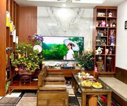 Bán nhà đẹp ngô gia tự- phân lô-10m oto 30m 5 tầng full nt 6,2 tỷ tl