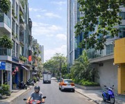 Vị trí vip lý thường kiệt q10 - 5 tầng btct - 65m   ngang 4m  - hxh tránh