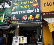 Sang nhượng quán nước ép   mặt đường hồ tùng mậu, vỉa hè rộng thoáng