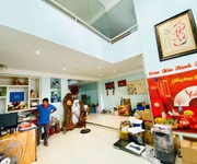 Mặt tiền lê bôi đường phạm thế hiển ngang 6m chỉ 10 tỷ nhỉnh, gọi 0931172218