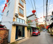 Chính chủ bán đất ngõ 61 phố trạm , long biên , hà nội .