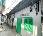 Nhà cấp 4, 3.2 13.5m hẻm phạm hùng p4q8  p.chánh hưng