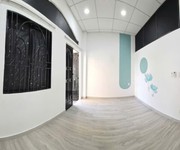 Nhà đẹp ở ngay lương văn can p15 quận 8 - 3 tầng - 3pn - nhỉnh 3 tỷ