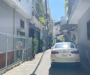 Bán nhà lạc long quân 54m2, 4 tầng, 4 phòng ngủ, hẻm xe hơi