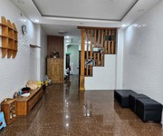 Bán nhà trung tâm quận 4   hẻm 1 sẹc, phường 4, quận 4, tphcm - cách mặt tiền chỉ 30m