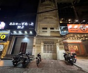 Mặt Phố Kim Mã 80M2 Mặt Tiền 5M 52 Tỷ Vị Trí Đẹp 3 Thoáng View Hồ
