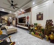 Bán nhà 3 tầng gần khu Vịt Cỏ Hồ Sen, ph Tân Bình, TP HD, 75m2, 3 ngủ, nhà đẹp, giá tốt