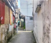 Chính chủ gửi bán nhà độc lập gốc dân lô góc tại Lê Lai, Ngô Quyền